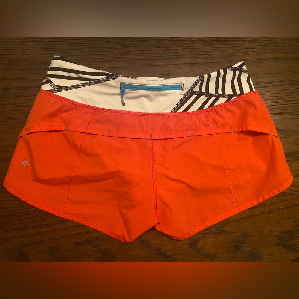 Lululemon Speed Shorts Love Red/Quilt size 6